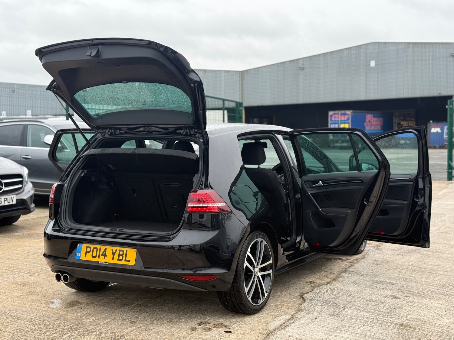 Used Volkswagen Golf 2014 for sale - 76416511: Photo 16