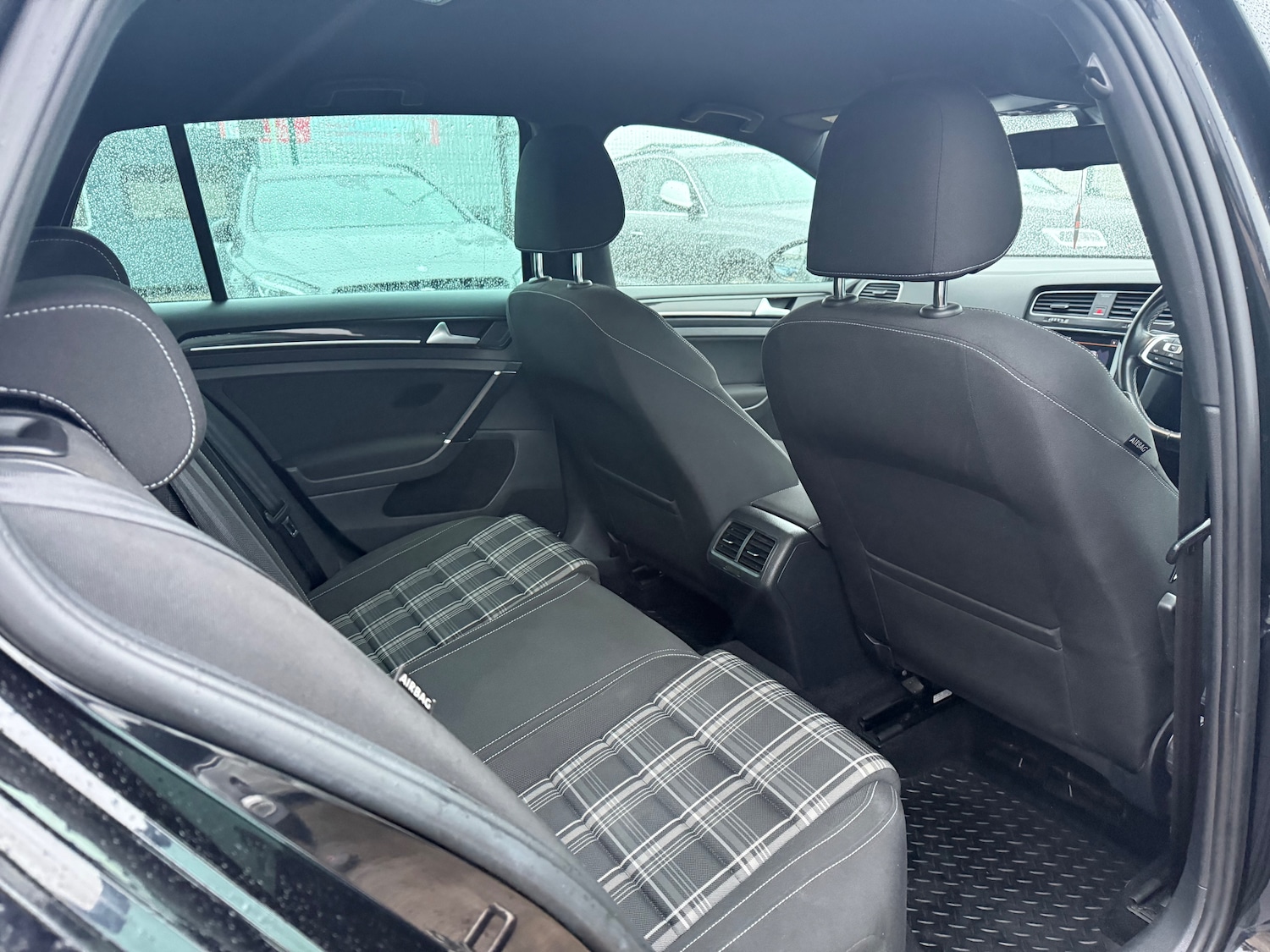 Used Volkswagen Golf 2014 for sale - 76416511: Photo 41