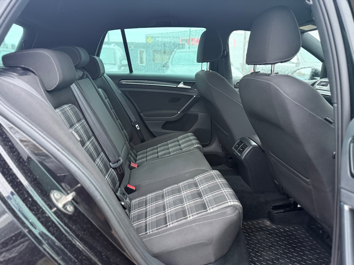 Used Volkswagen Golf 2014 for sale - 76416511: Photo 42