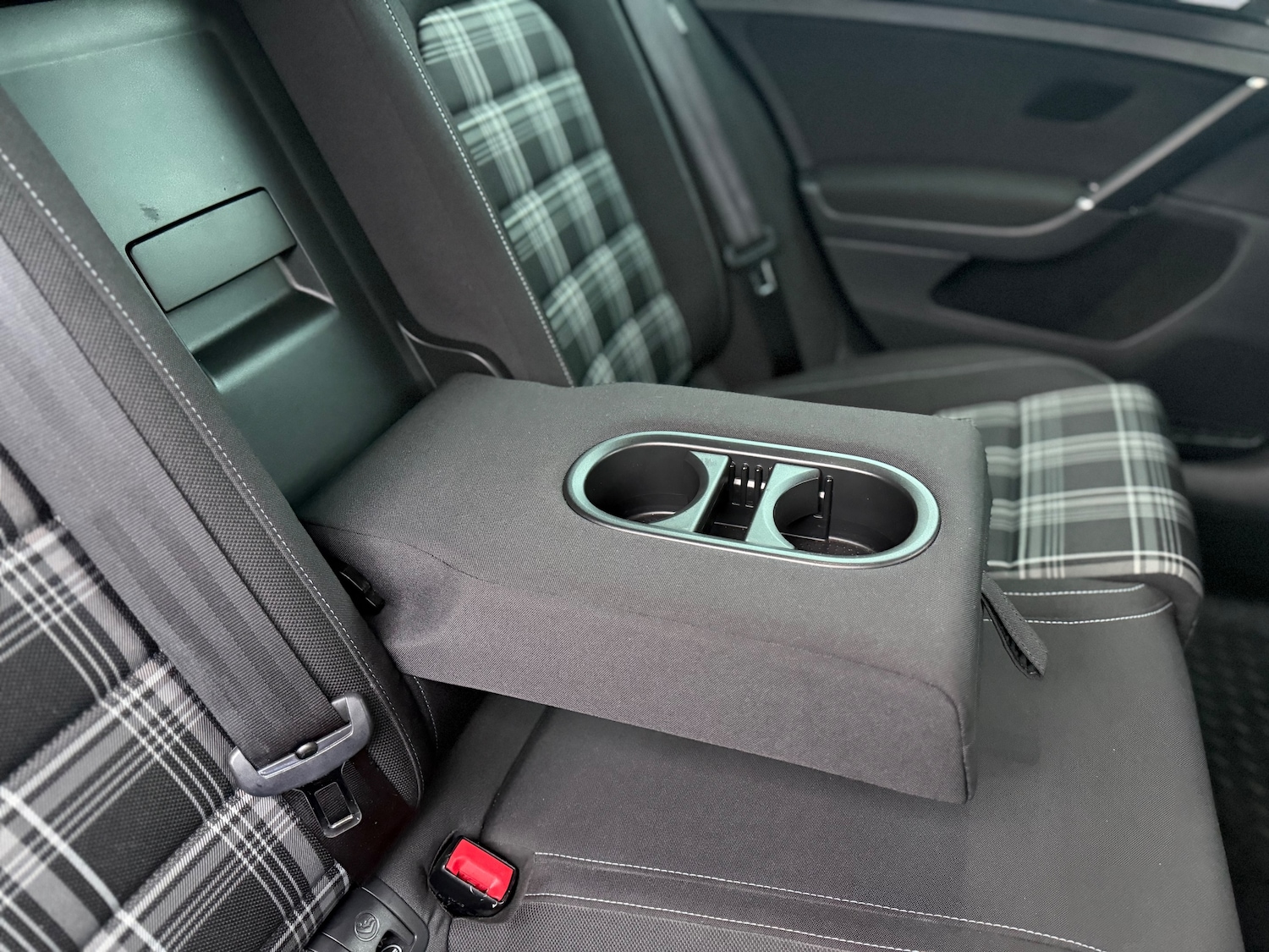 Used Volkswagen Golf 2014 for sale - 76416511: Photo 44