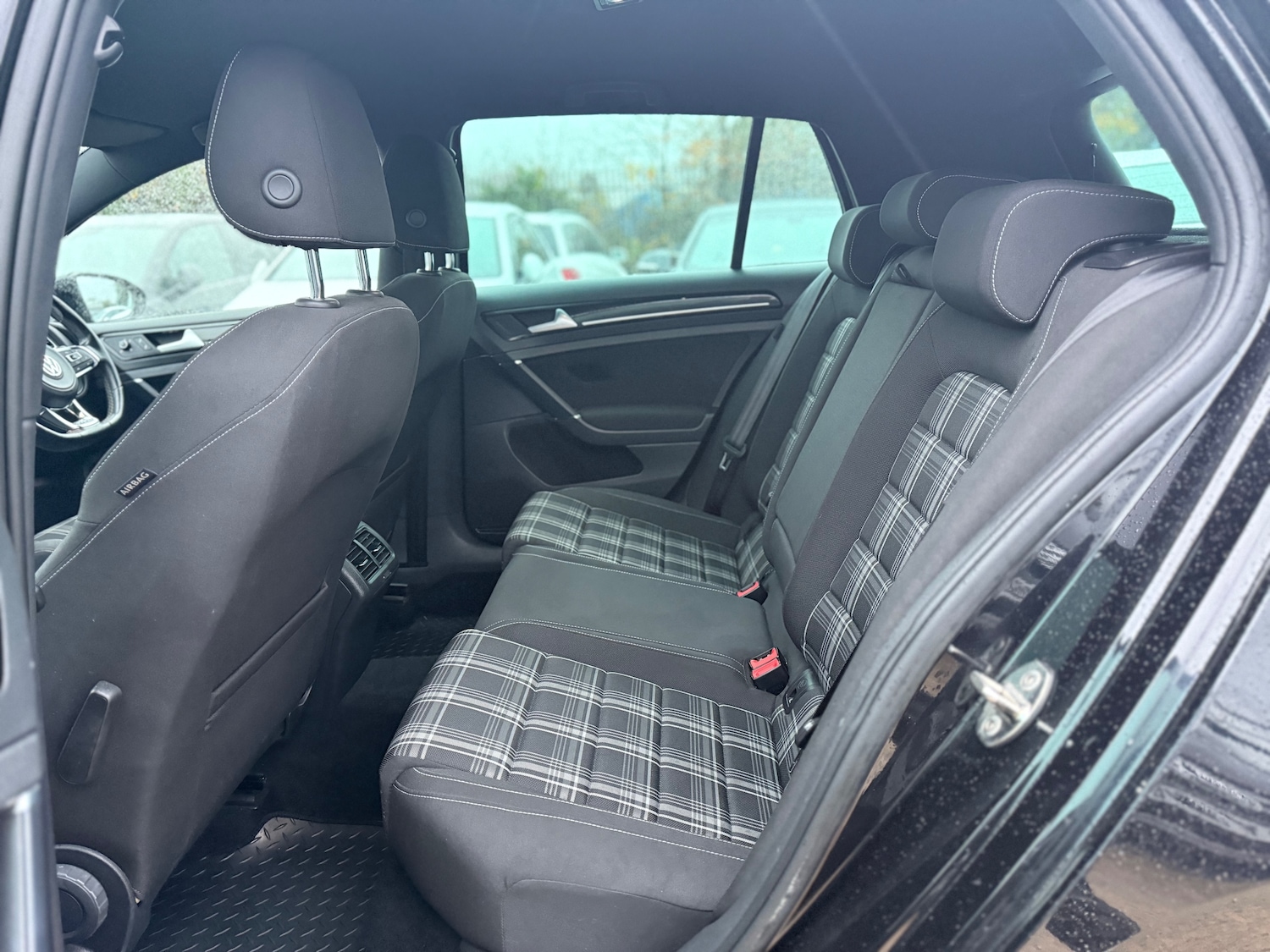 Used Volkswagen Golf 2014 for sale - 76416511: Photo 47