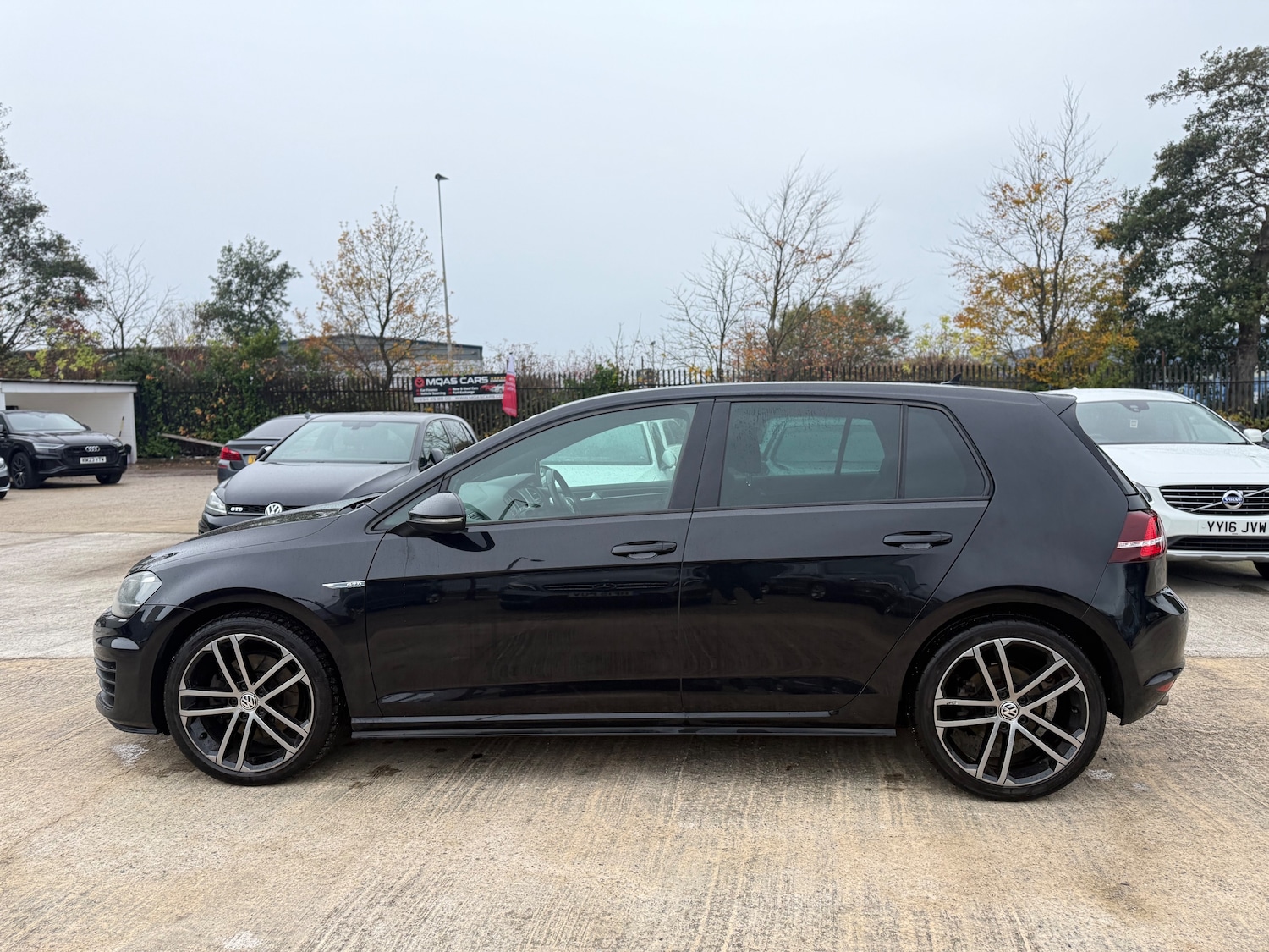 Used Volkswagen Golf 2014 for sale - 76416511: Photo 6