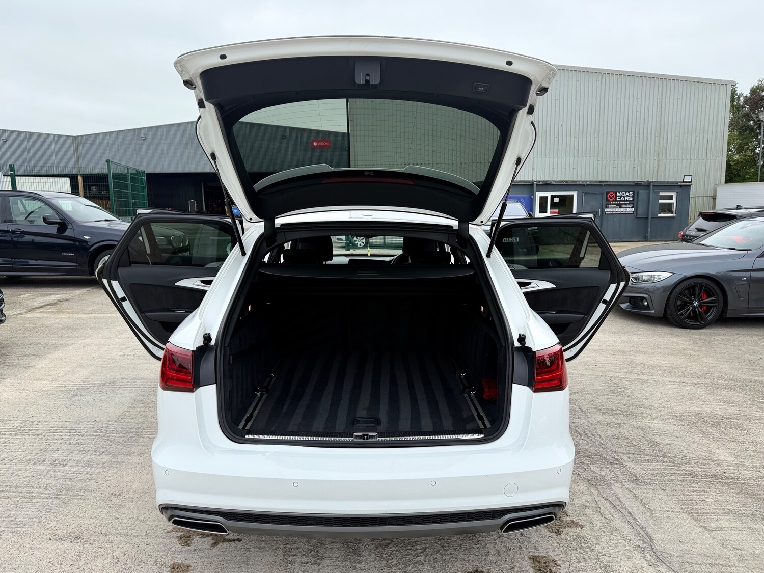 Used Audi A6 Avant 2016 for sale - 75945469: Photo 15