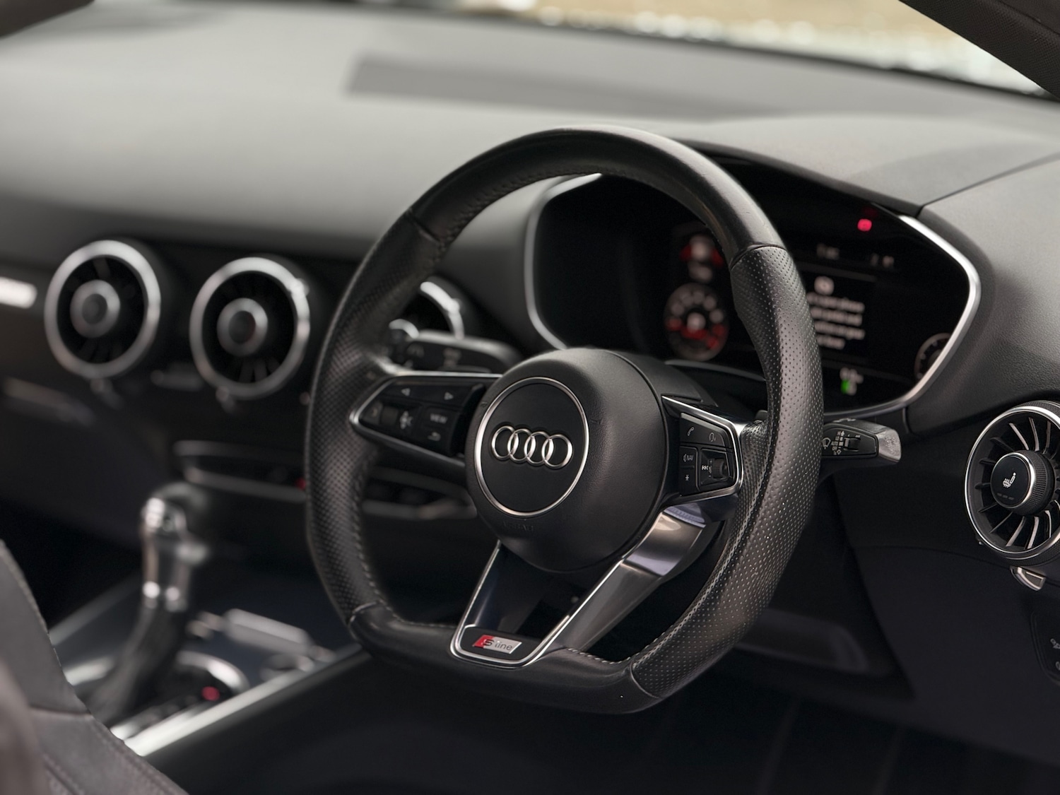 Used Audi TT 2016 for sale - 78083898: Photo 18