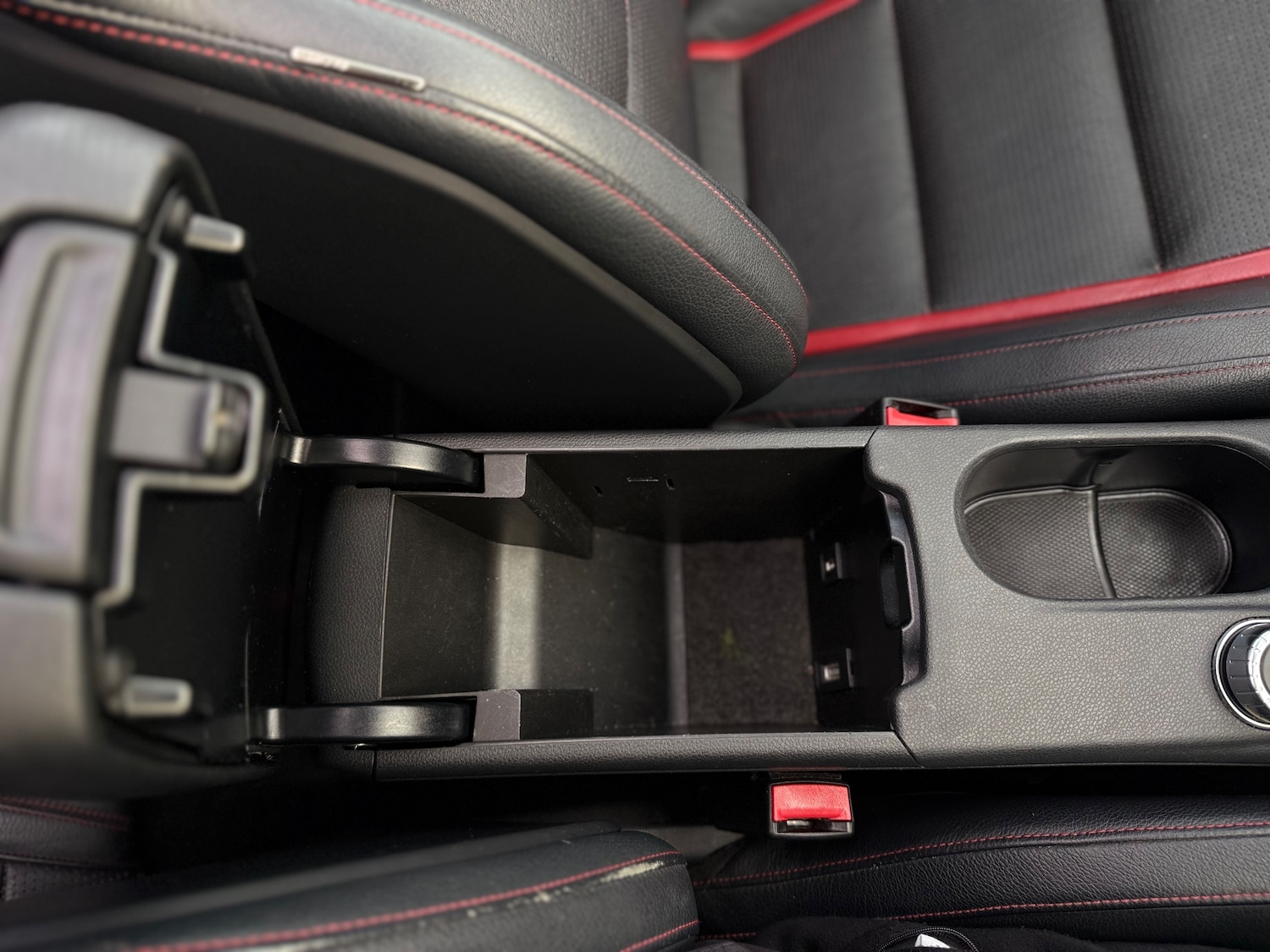 Used Mercedes-Benz A-Class 2015 for sale - 76949814: Photo 52