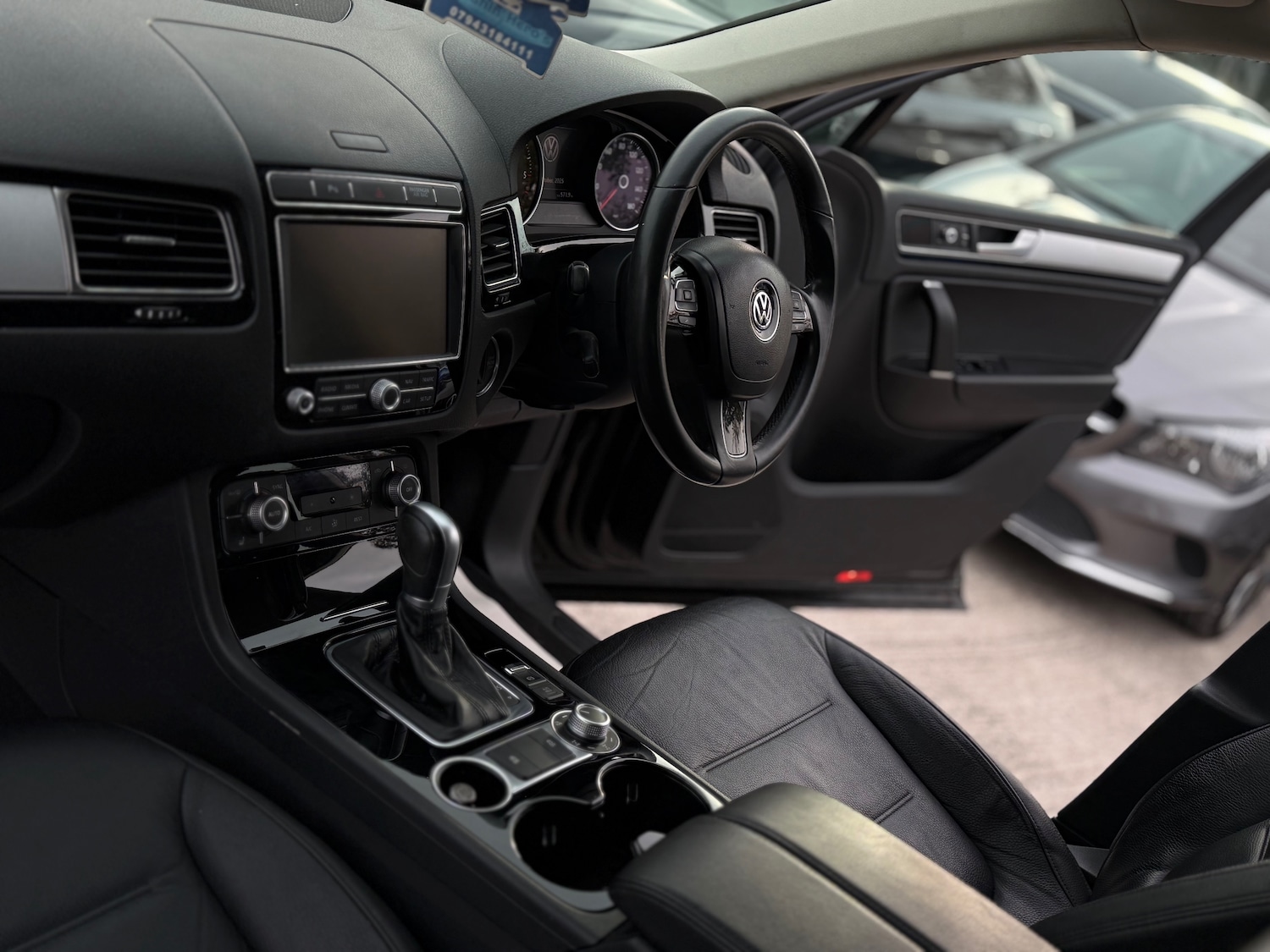 Used Volkswagen Touareg 2015 for sale - 77408858: Photo 18