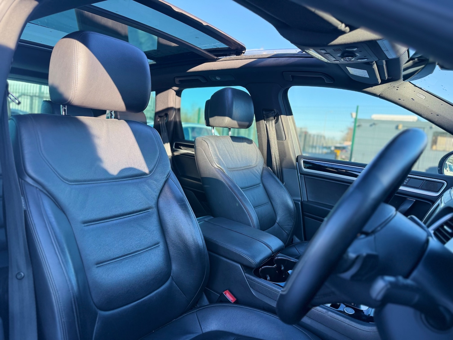 Used Volkswagen Touareg 2016 for sale - 77099155: Photo 25