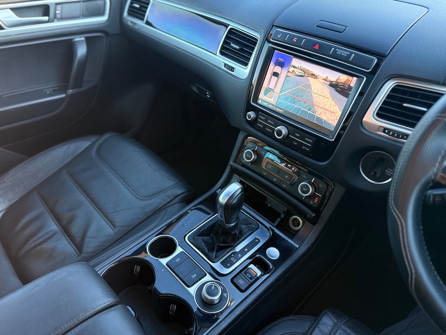 Used Volkswagen Touareg 2016 for sale - 77099155: Photo 51