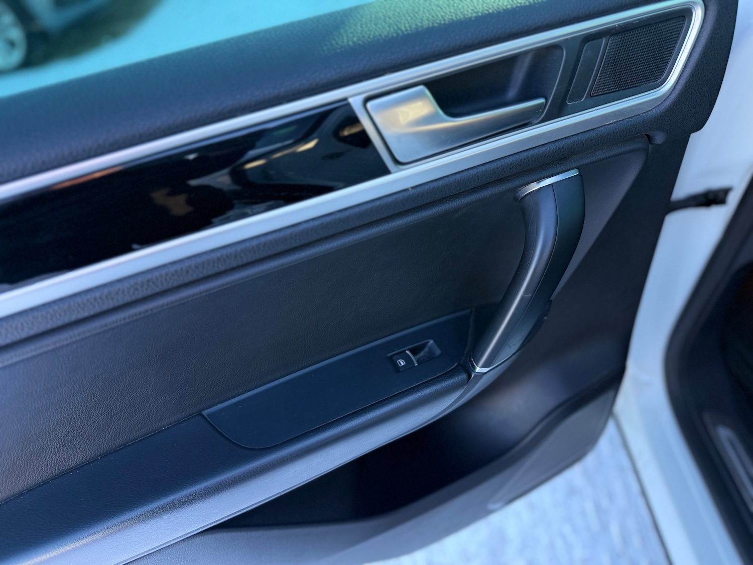 Used Volkswagen Touareg 2016 for sale - 77099155: Photo 60