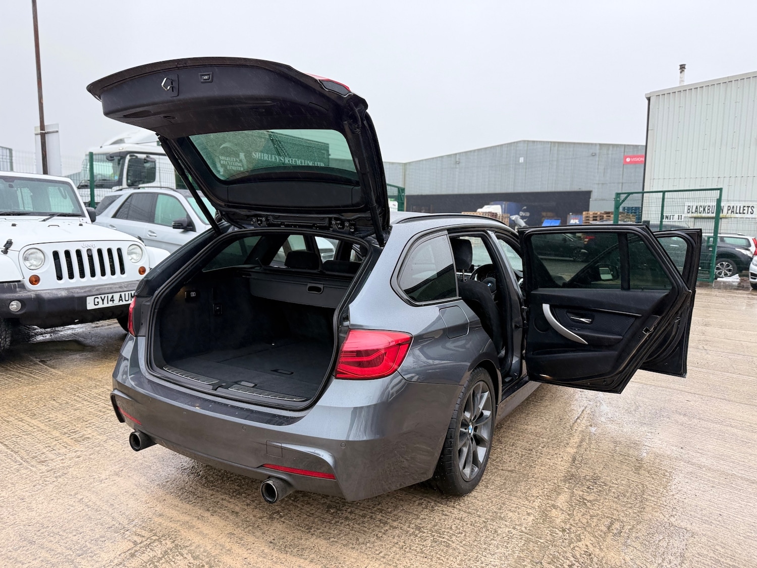 Used BMW 3 Series 2016 for sale - 77520032: Photo 16