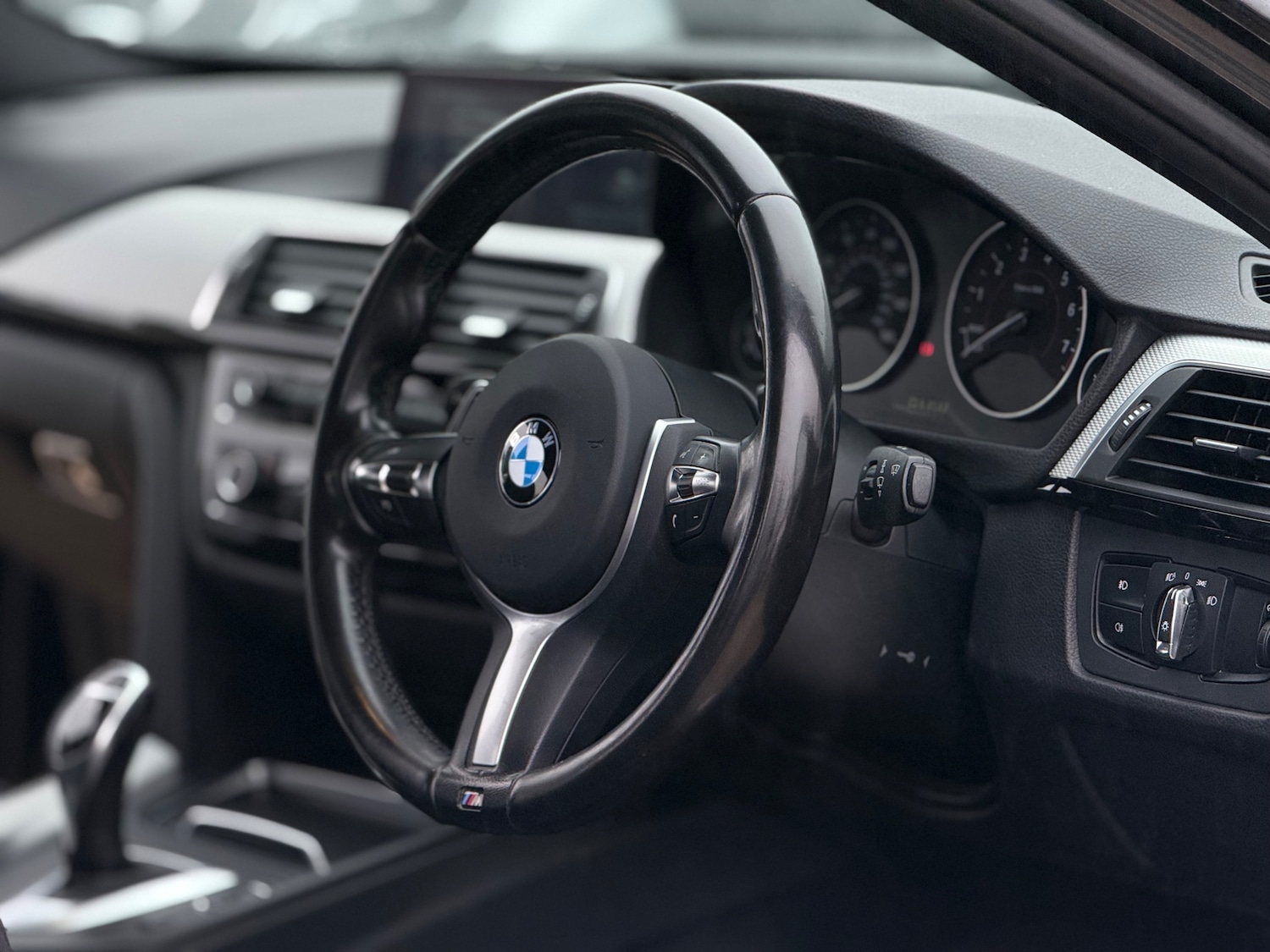 Used BMW 3 Series 2016 for sale - 77520032: Photo 18