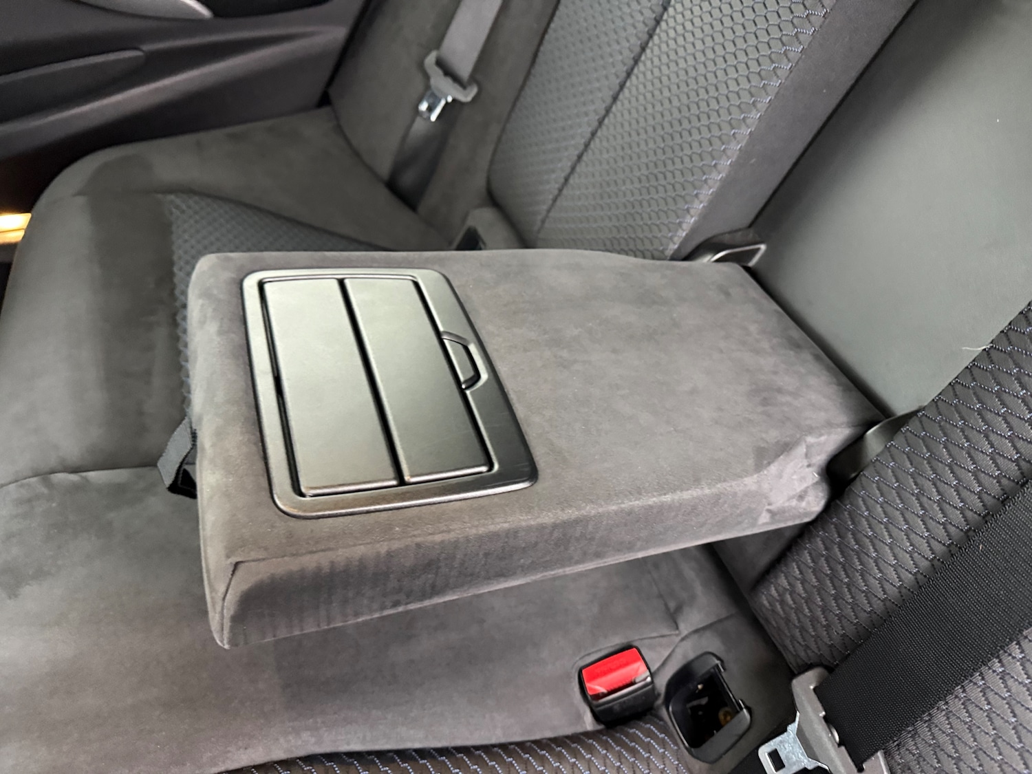 Used BMW 3 Series 2016 for sale - 77520032: Photo 28