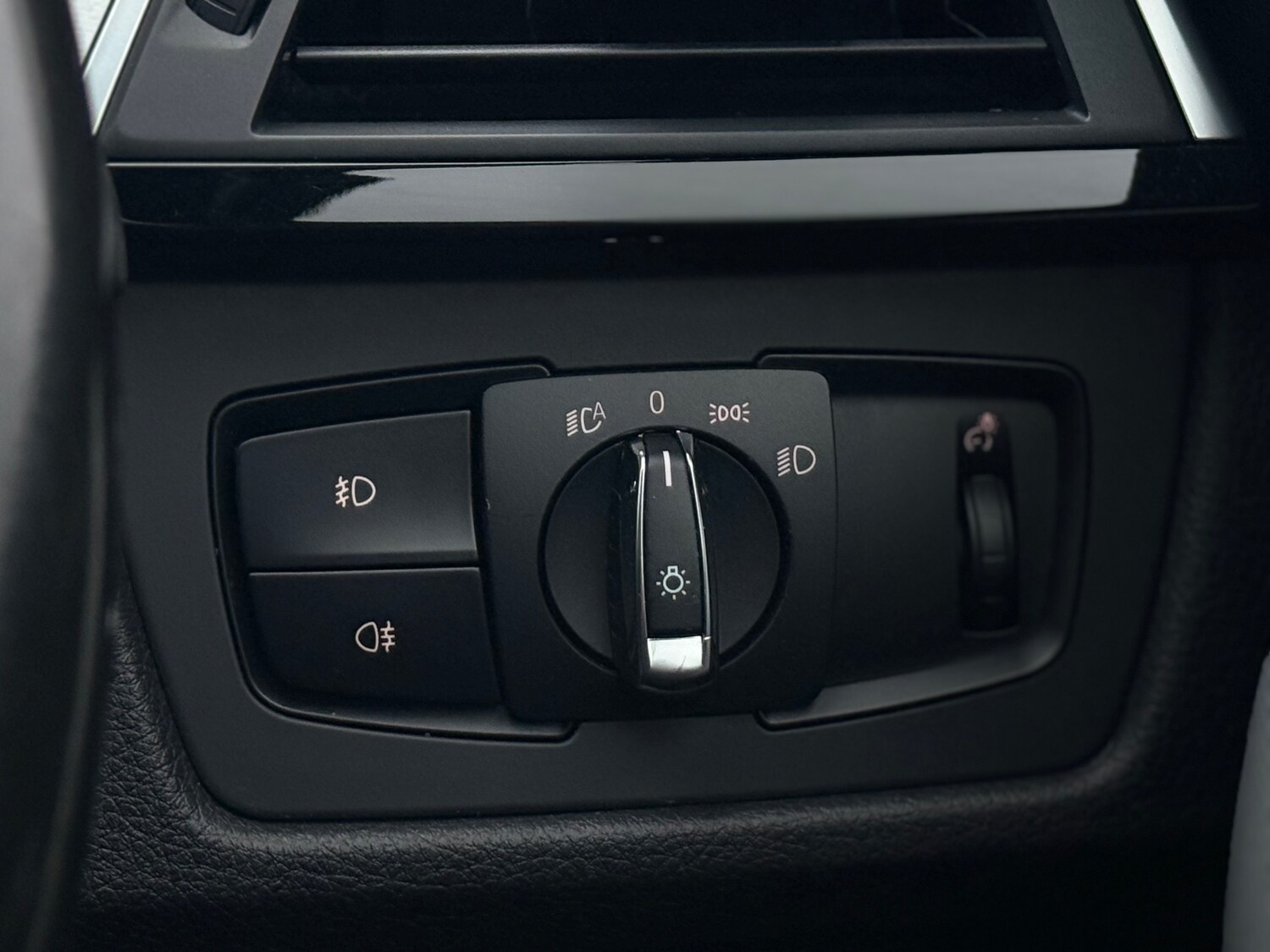 Used BMW 3 Series 2016 for sale - 77520032: Photo 49