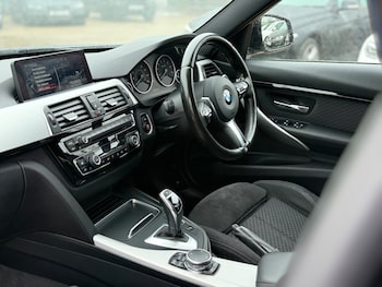 Used BMW 3 Series 2016 for sale - 77520032: Photo