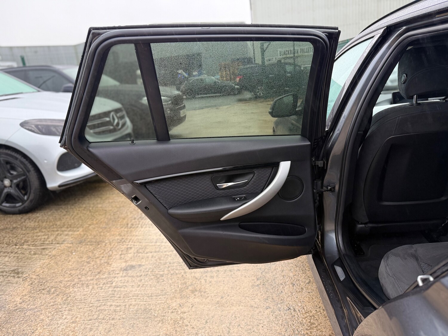 Used BMW 3 Series 2016 for sale - 77520032: Photo 60