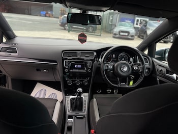 Used Volkswagen Golf 2015 for sale - 79257826: Photo