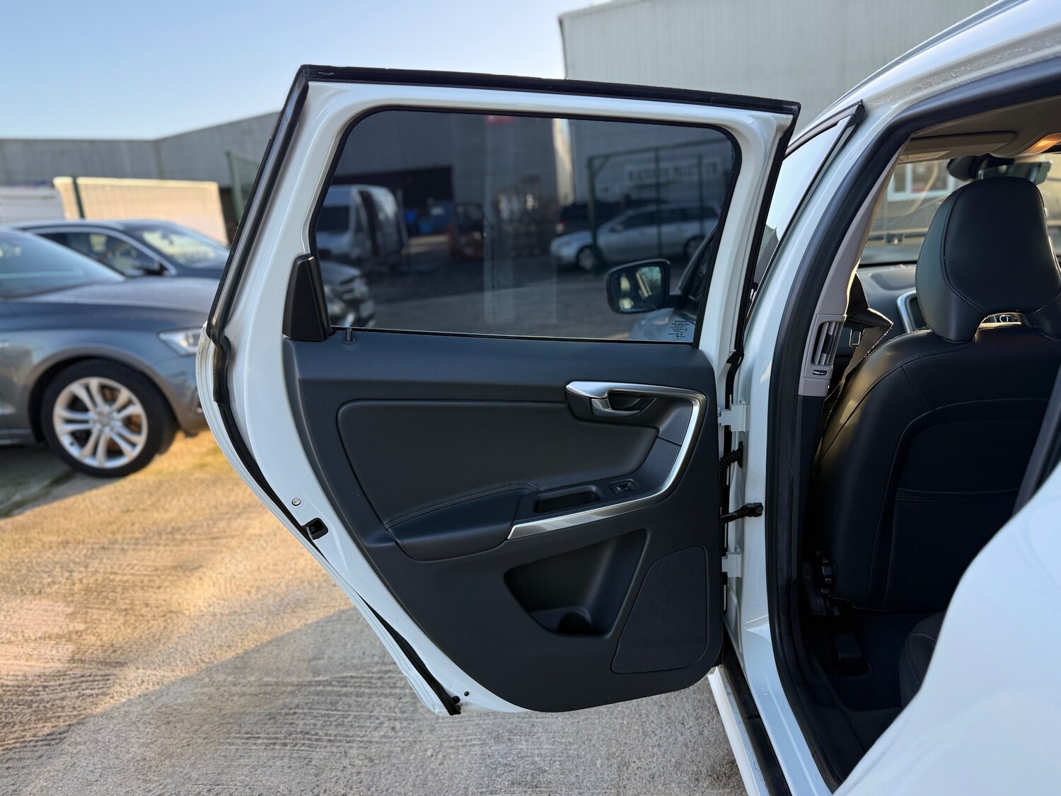 Used Volvo XC60 2016 for sale - 76313807: Photo 53