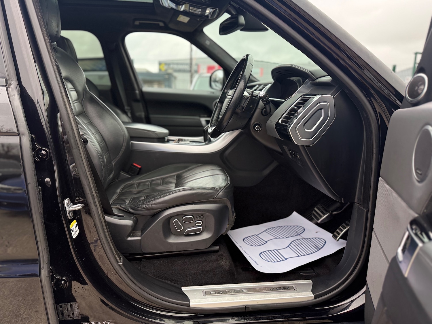 Used Land Rover Range Rover Sport 2015 for sale - 77641768: Photo 24