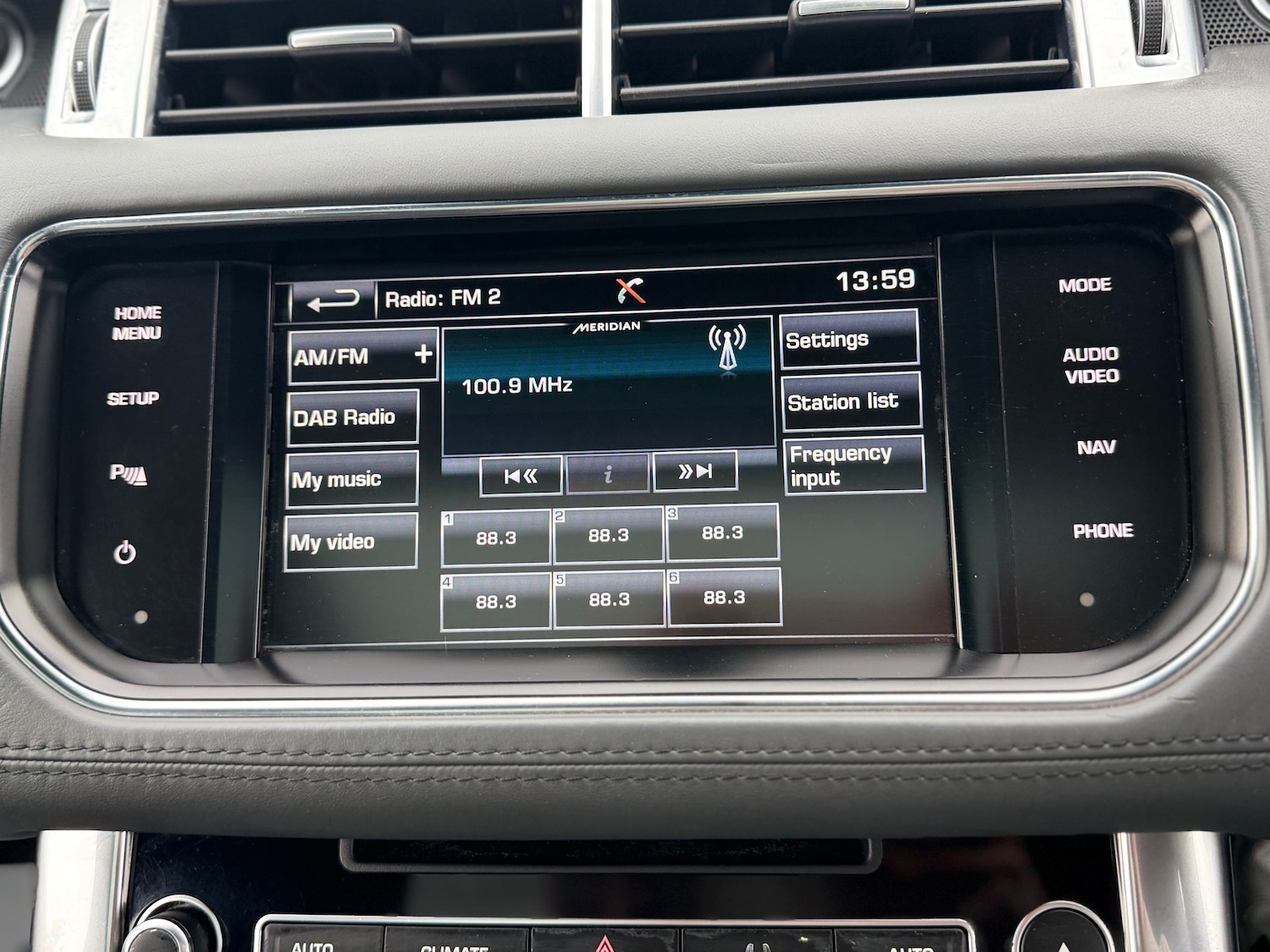 Used Land Rover Range Rover Sport 2015 for sale - 77641768: Photo 44