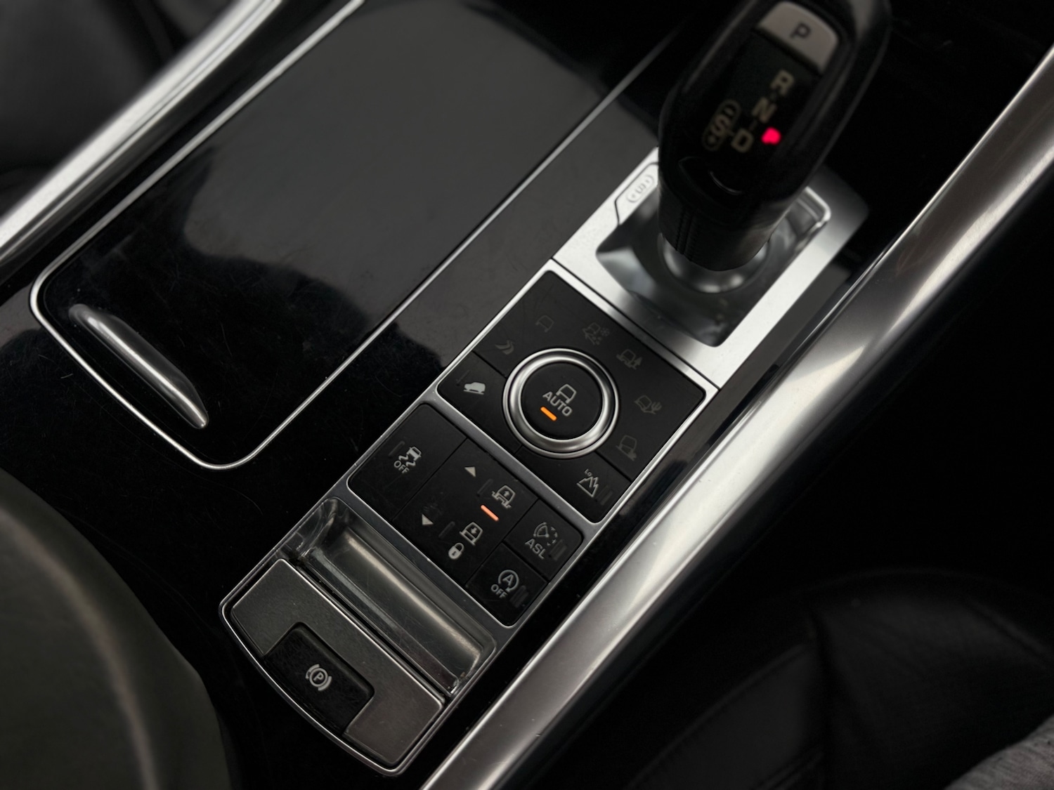 Used Land Rover Range Rover Sport 2015 for sale - 77641768: Photo 51