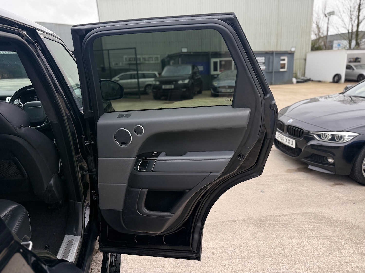 Used Land Rover Range Rover Sport 2015 for sale - 77641768: Photo 58