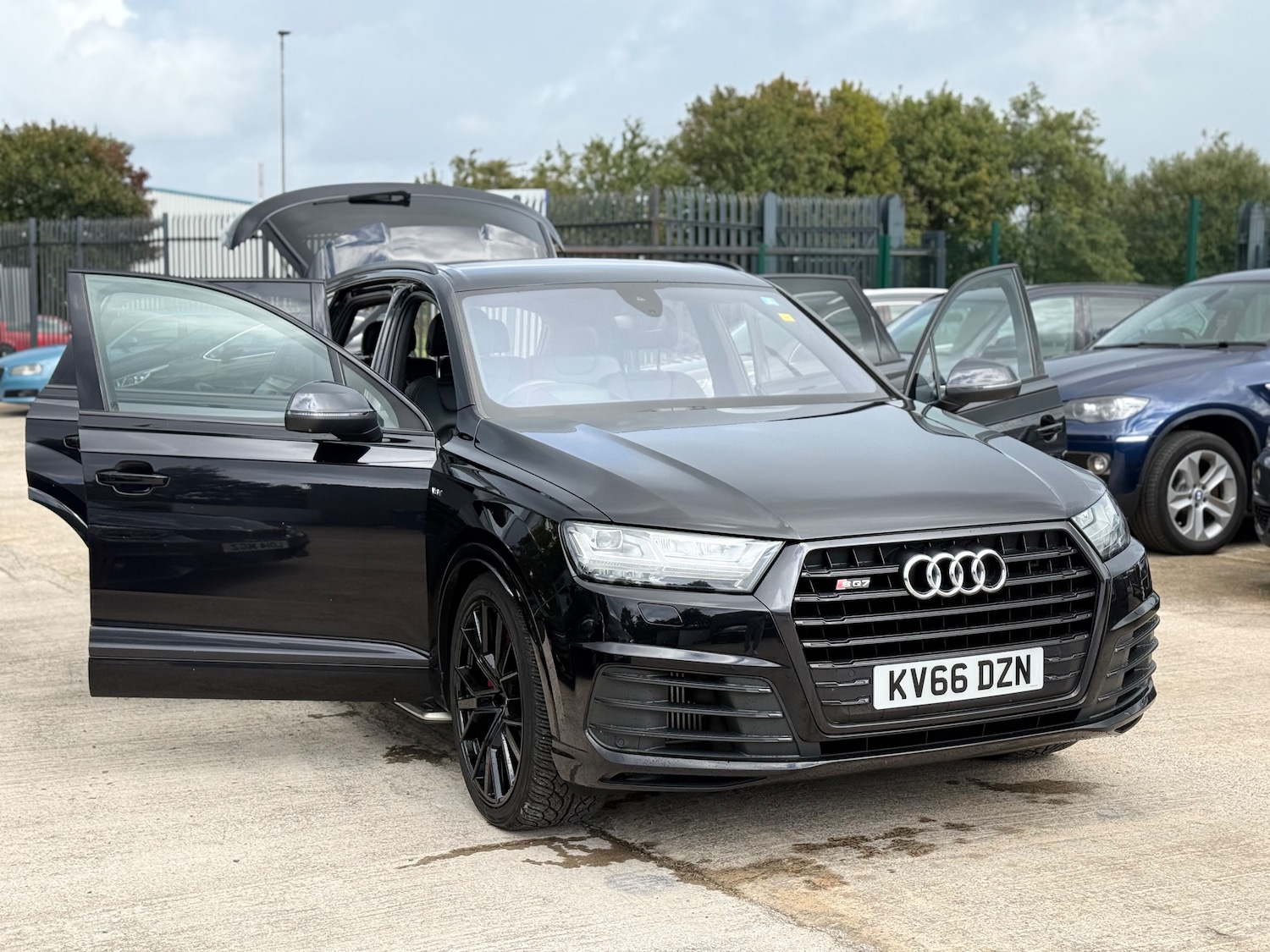 Used Audi SQ7 2016 for sale - 76292898: Photo 10