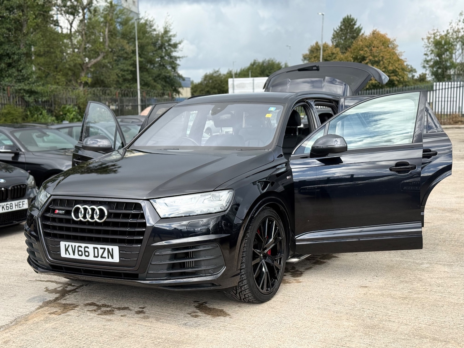 Used Audi SQ7 2016 for sale - 76292898: Photo 12