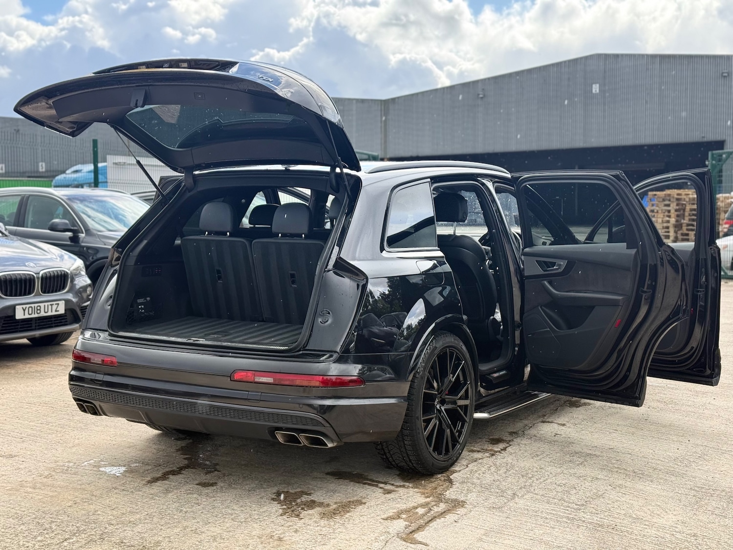 Used Audi SQ7 2016 for sale - 76292898: Photo 16