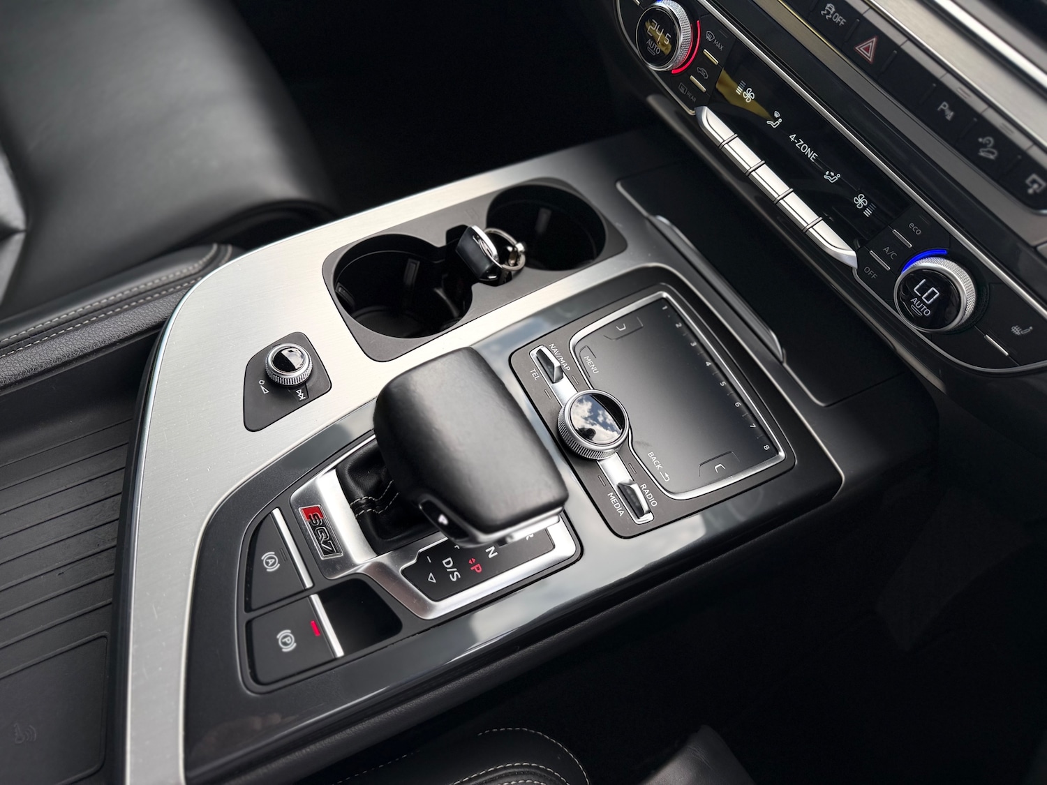 Used Audi SQ7 2016 for sale - 76292898: Photo 55