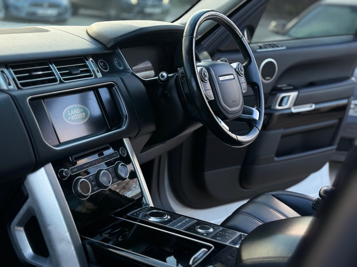 Used Land Rover Range Rover 2014 for sale - 77085622: Photo 4