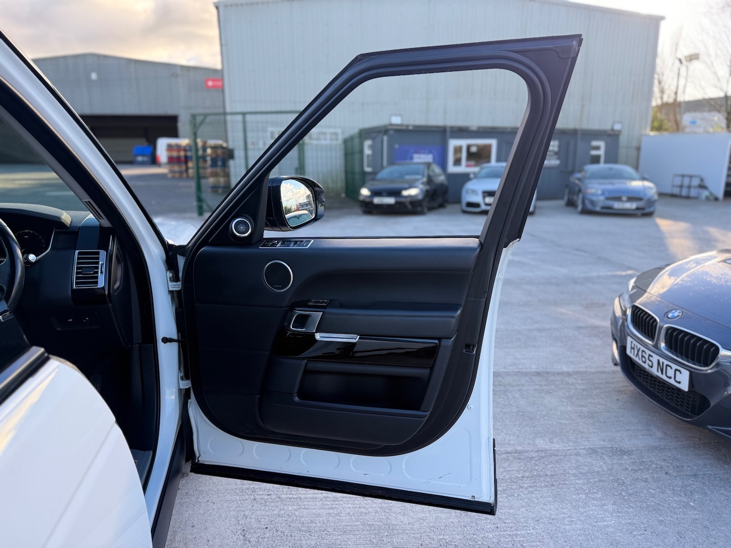 Used Land Rover Range Rover 2014 for sale - 77085622: Photo 54