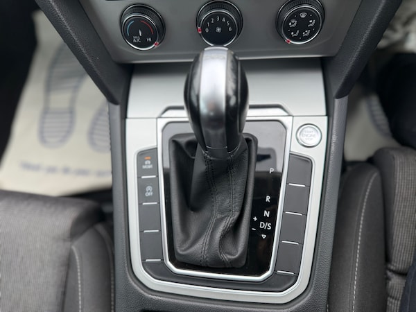 Used Volkswagen Passat 2015 for sale - 75196632: Photo 35