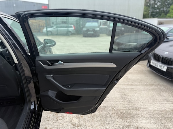 Used Volkswagen Passat 2015 for sale - 75196632: Photo 42
