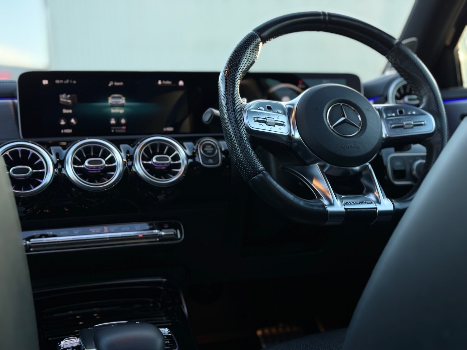 Used Mercedes-Benz A-Class 2019 for sale - 76949806: Photo 4