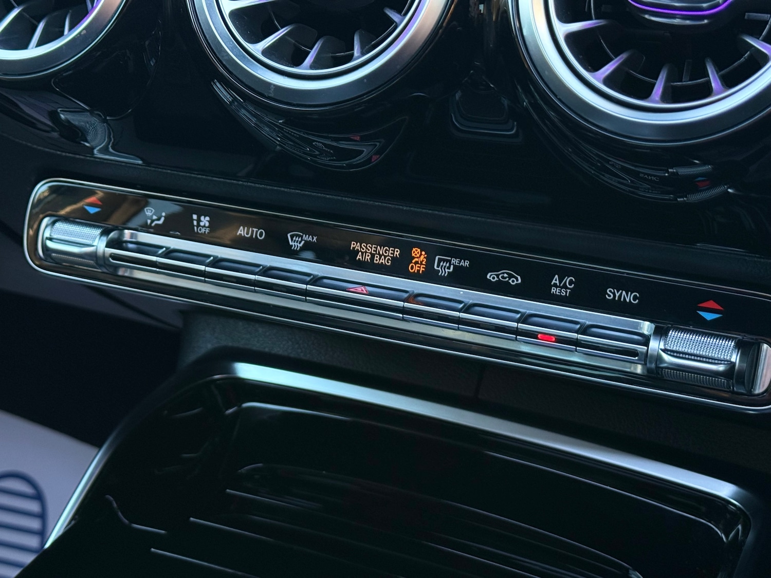 Used Mercedes-Benz A-Class 2019 for sale - 76949806: Photo 62