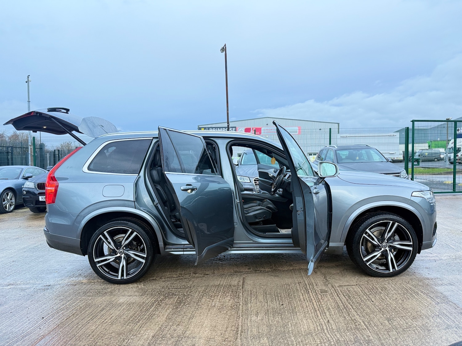 Used Volvo XC90 2017 for sale - 76847936: Photo 17