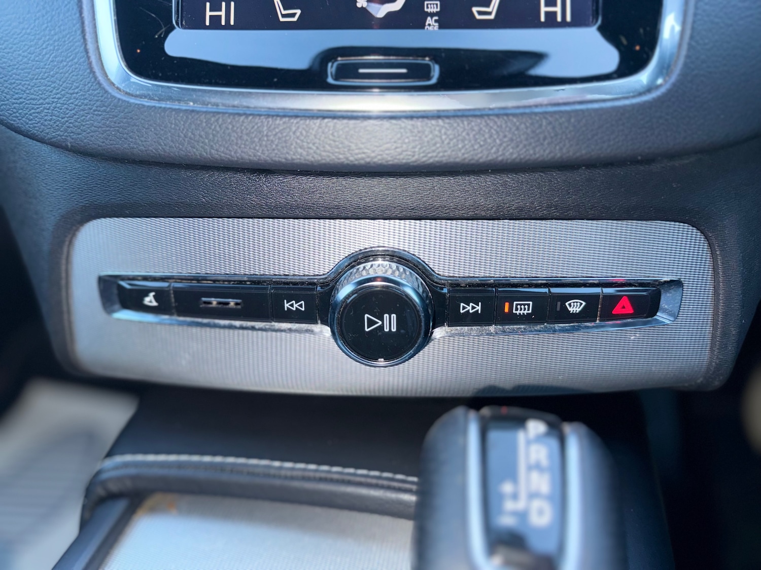 Used Volvo XC90 2017 for sale - 76847936: Photo 46