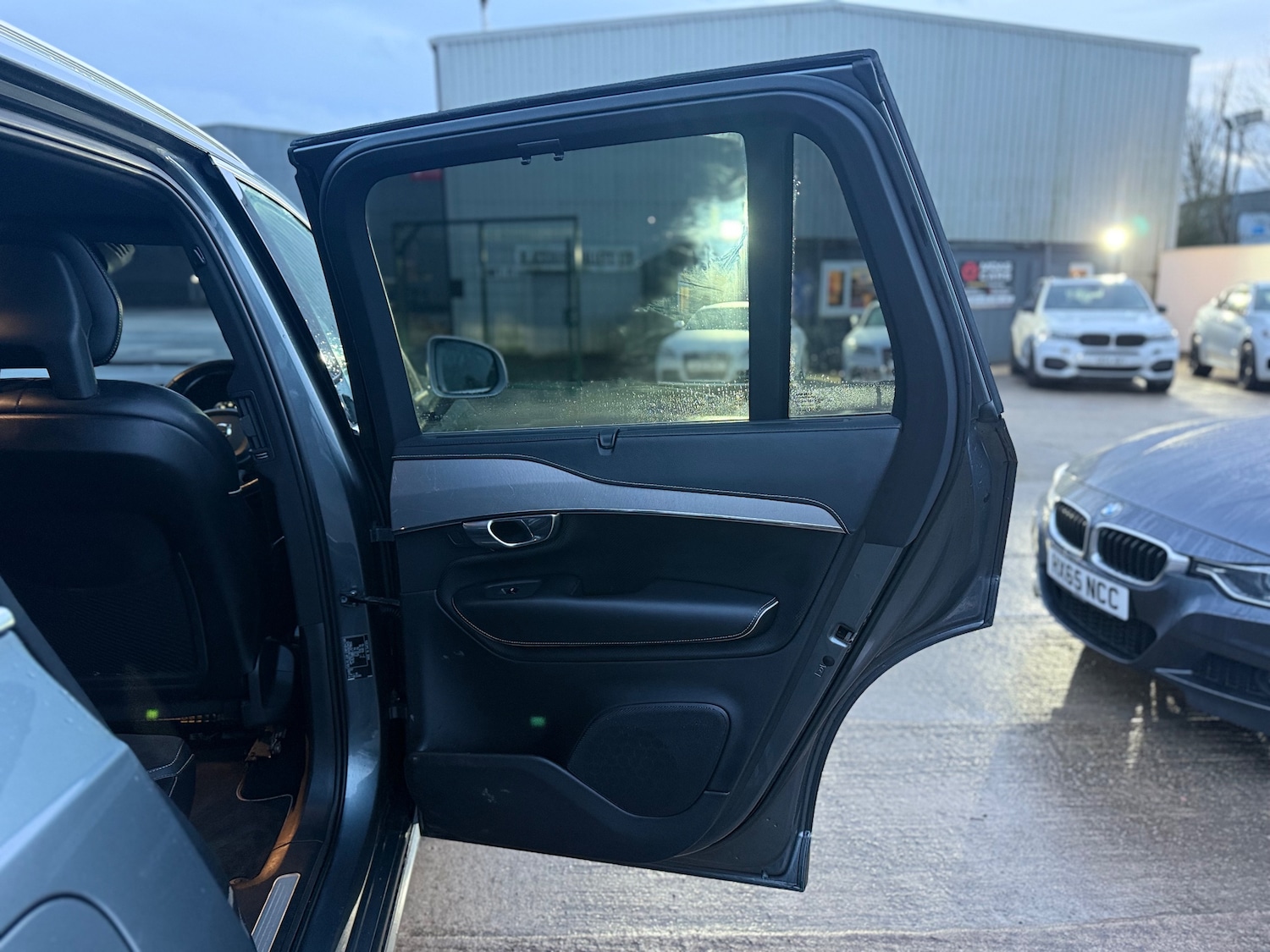 Used Volvo XC90 2017 for sale - 76847936: Photo 51