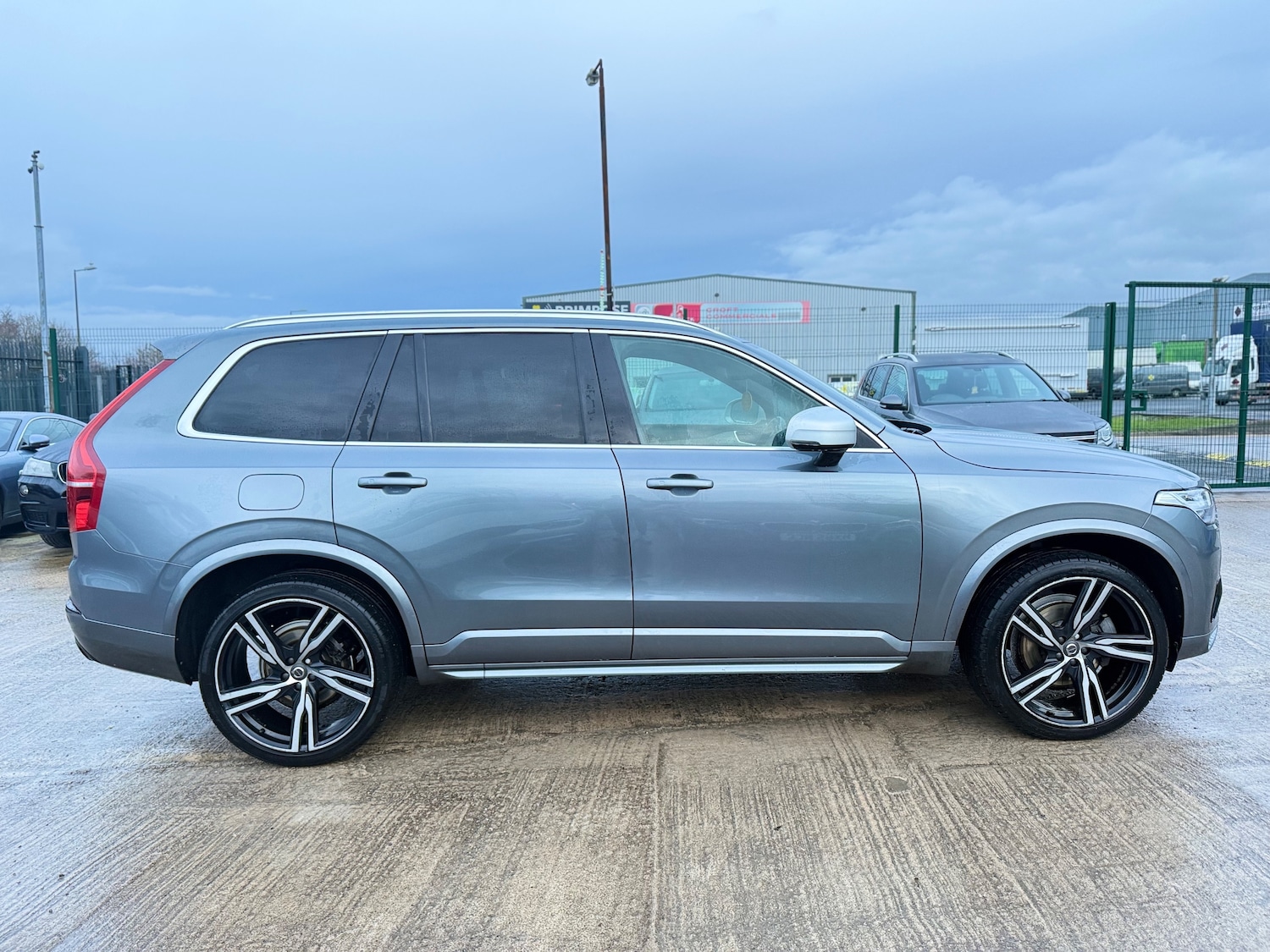 Used Volvo XC90 2017 for sale - 76847936: Photo 9