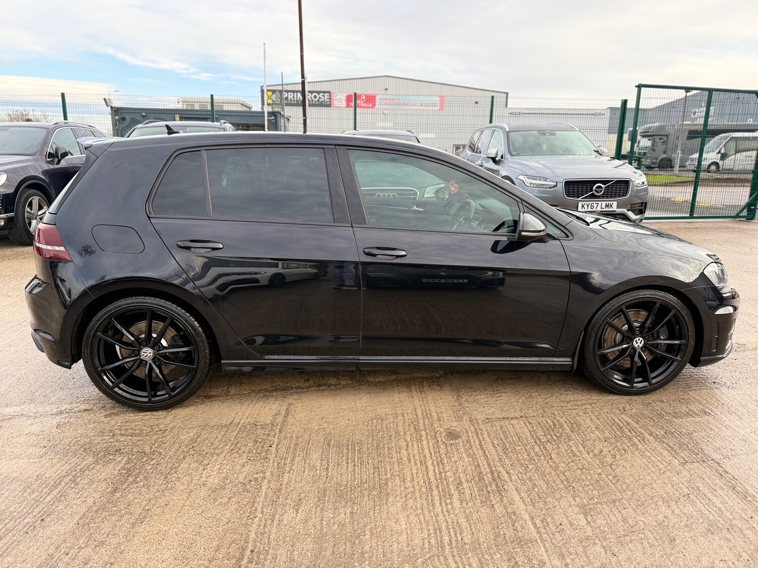 Used Volkswagen Golf 2016 for sale - 77520081: Photo 10