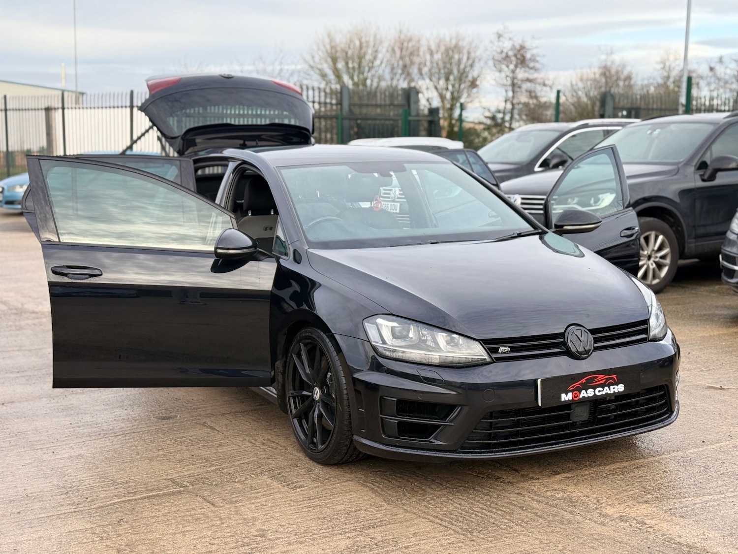 Used Volkswagen Golf 2016 for sale - 77520081: Photo 11