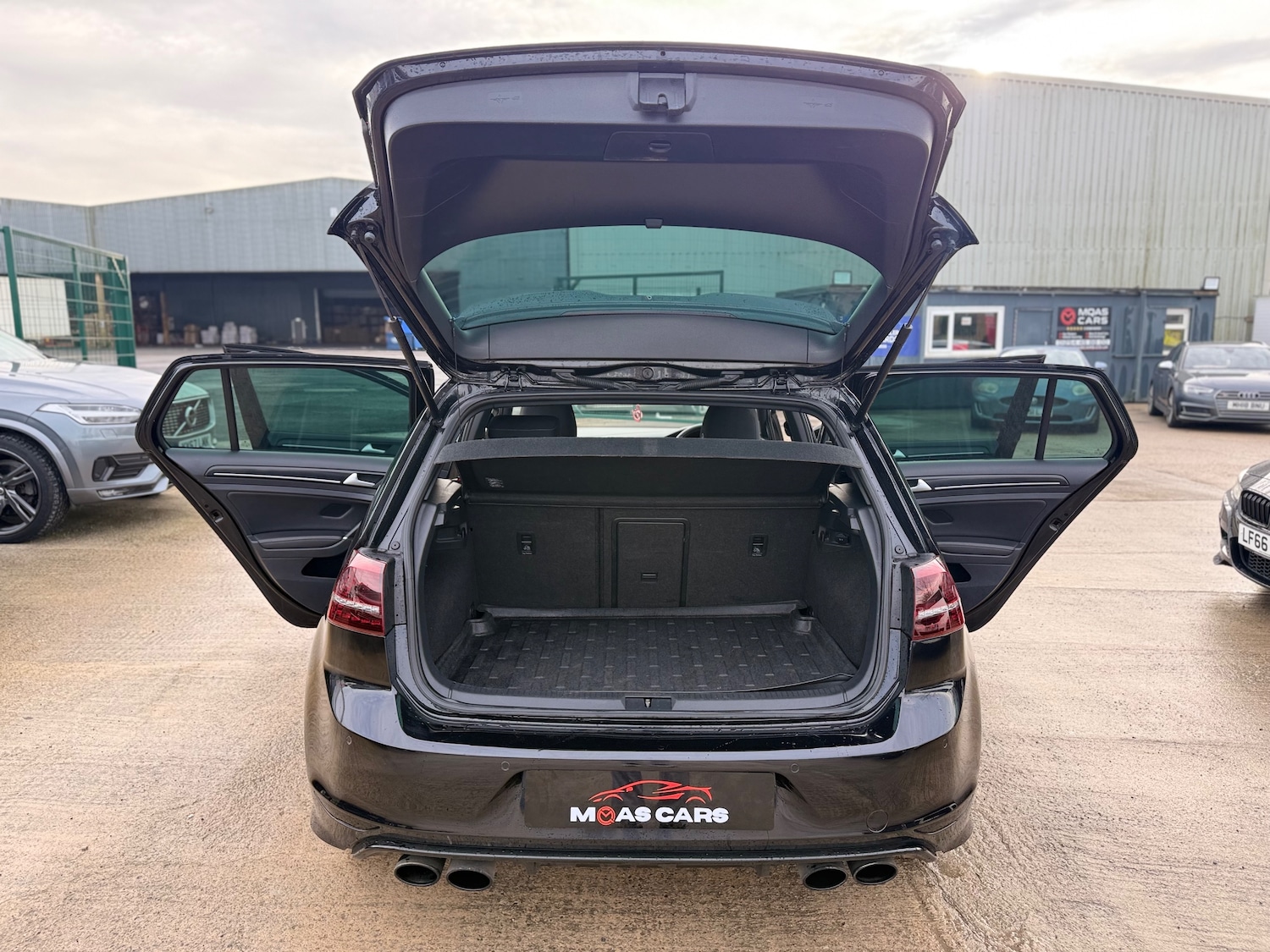 Used Volkswagen Golf 2016 for sale - 77520081: Photo 16