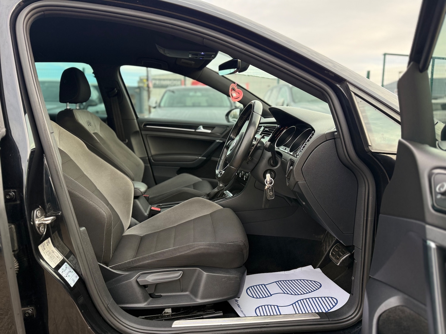 Used Volkswagen Golf 2016 for sale - 77520081: Photo 20