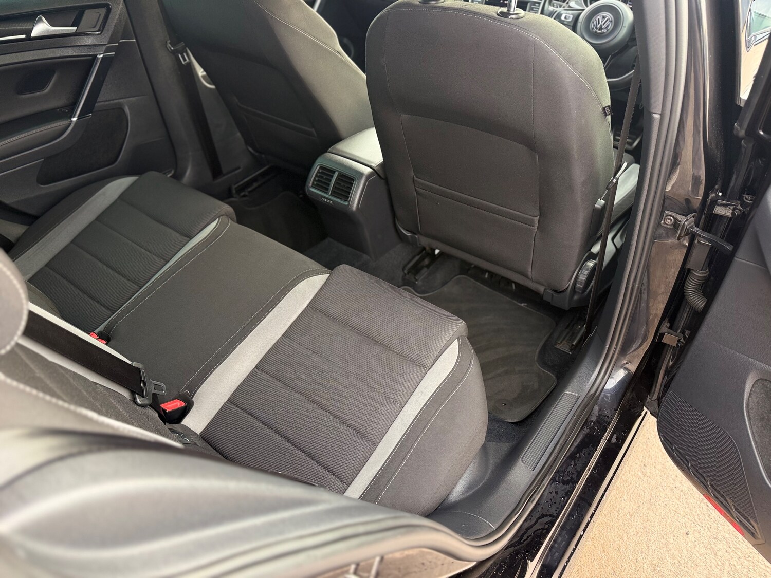 Used Volkswagen Golf 2016 for sale - 77520081: Photo 25