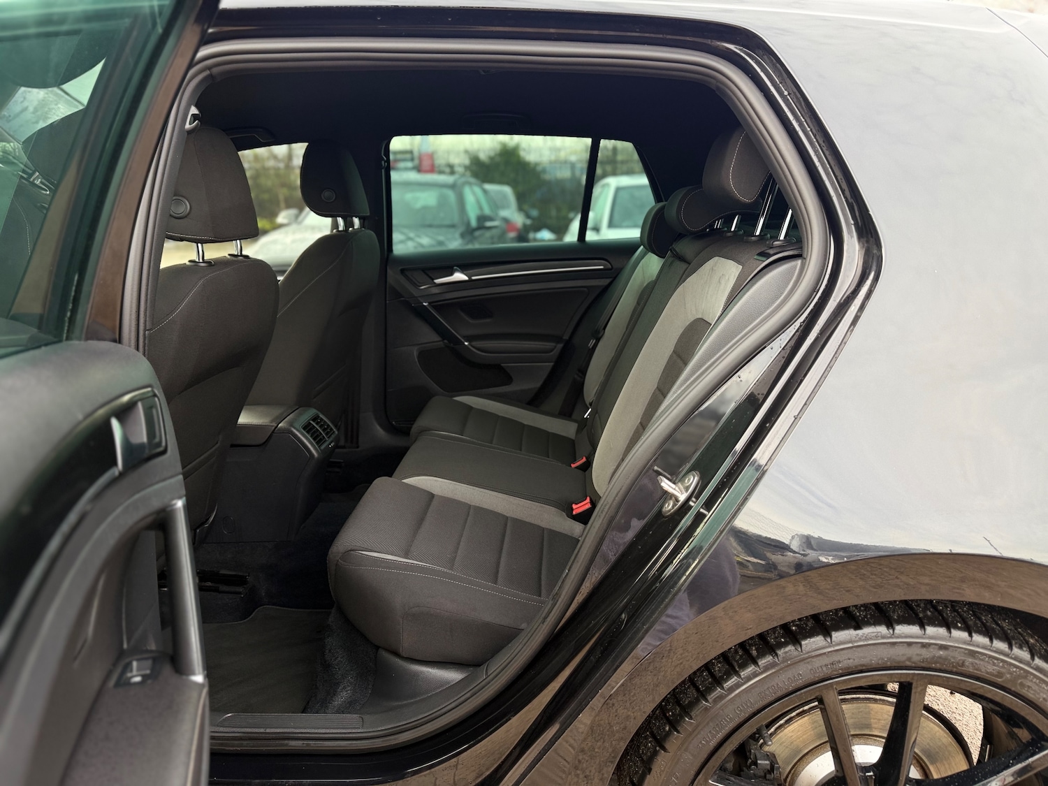 Used Volkswagen Golf 2016 for sale - 77520081: Photo 30