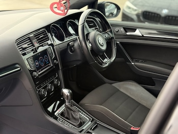 Used Volkswagen Golf 2016 for sale - 77520081: Photo