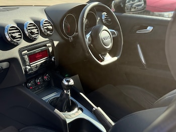 Used Audi TT 2010 for sale - 79539460: Photo