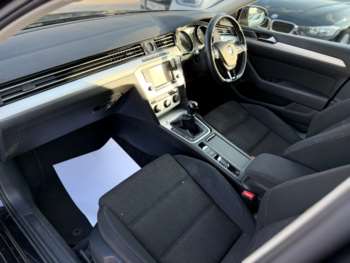 Used Volkswagen Passat 2015 for sale - 74710649: Photo