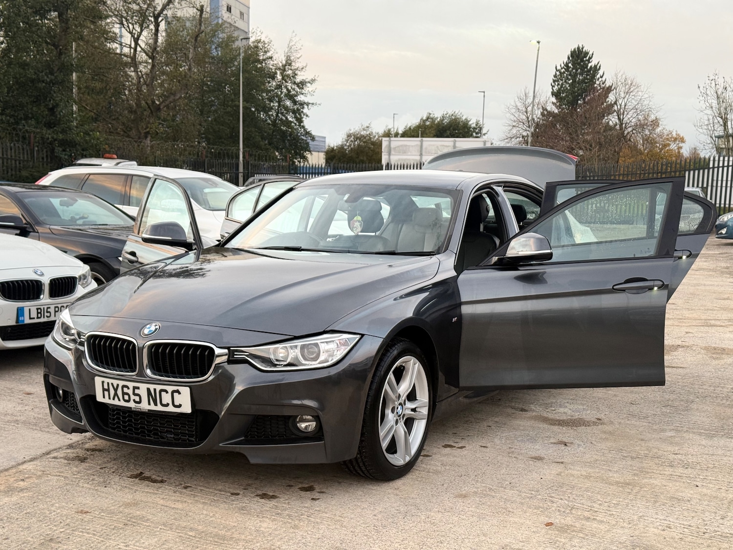 Used BMW 3 Series 2015 for sale - 76445598: Photo 12