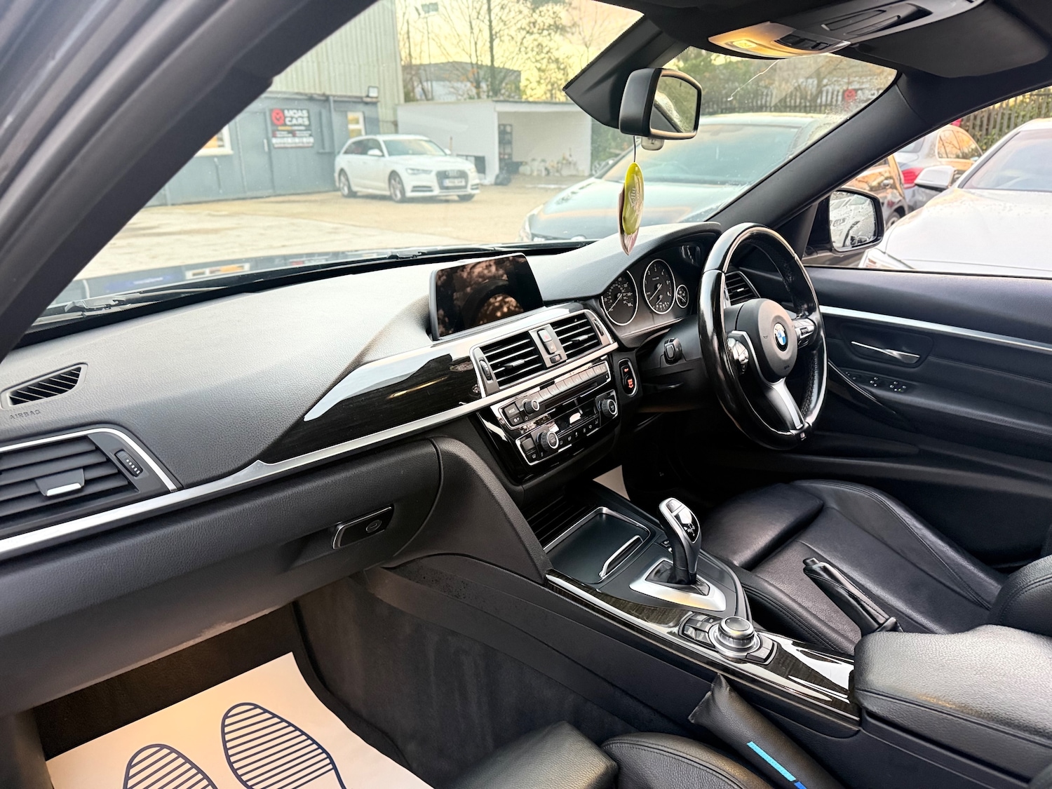 Used BMW 3 Series 2015 for sale - 76445598: Photo 22